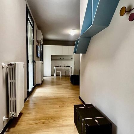 Urban House - Comfy Flat Navigli Milan Center Lägenhet Exteriör bild