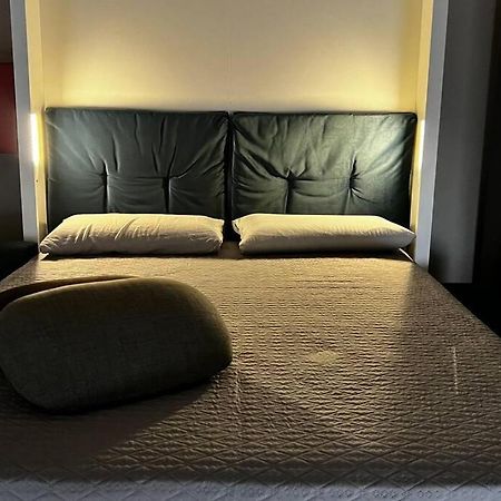 Urban House - Comfy Flat Navigli Milan Center Lägenhet Exteriör bild