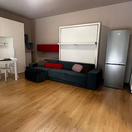 Urban House - Comfy Flat Navigli Milan Center Lägenhet Exteriör bild